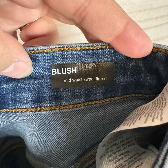 ONLY Blue Denim Medium Wash Blush Mid Waist Sweet Flared Jeans Size Large 30" - Picture 8 of 9